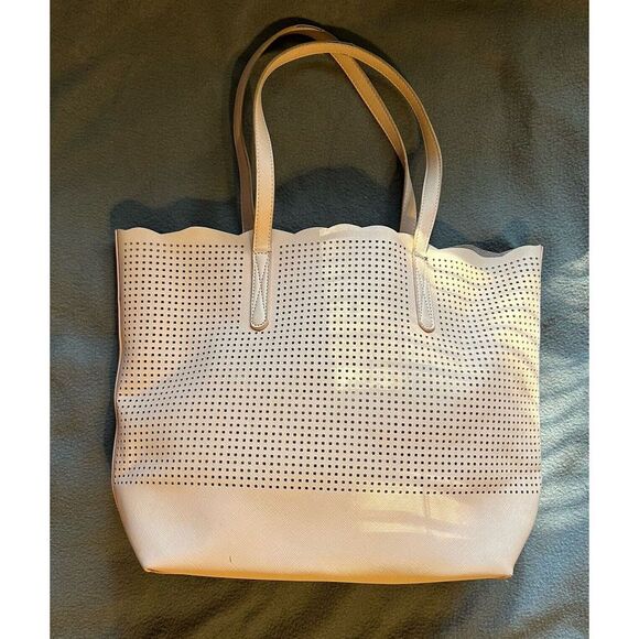 Neiman Marcus Handbags - Neiman Marcus Tote Bag‎ Large Blush Pink Faux Leather